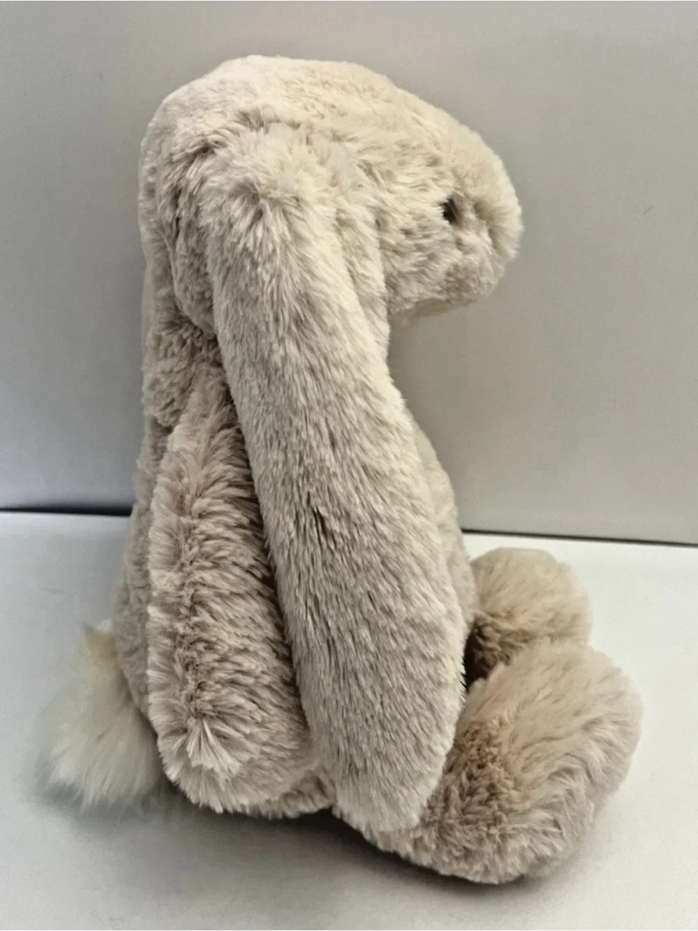 Jellycat London Bashful Bunny Plush Beige Rabbit 11” Medium Soft Toy Gold Tag